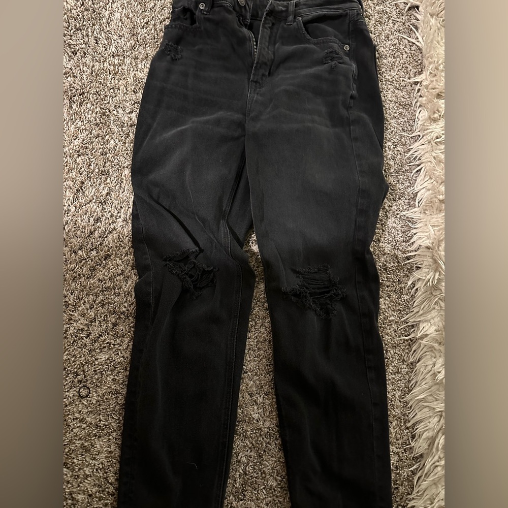 American Eagle Mom Jeans- Size 2